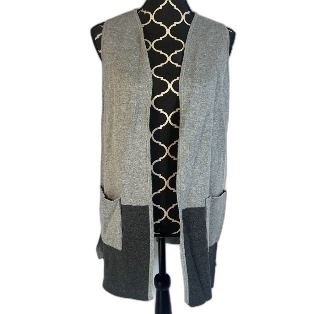 Chicos Two Tone Gray Open Front Tunic Sleeveless Sweater Cardigan Size 1/Small